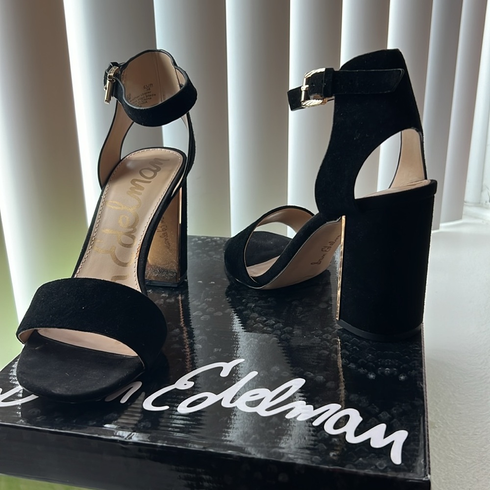 Sam Edelman black ankle sandal heel